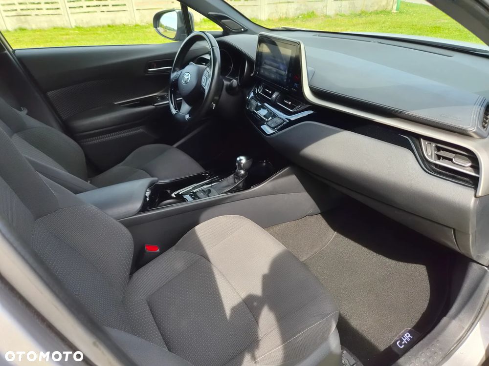 Toyota C-HR Style Selection - 12