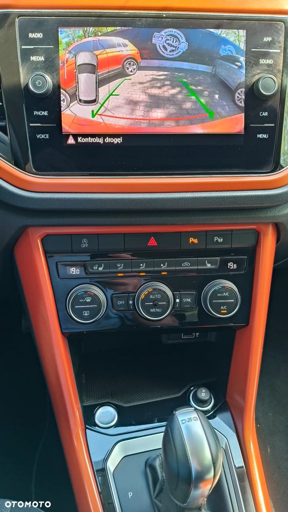 Volkswagen T-Roc 1.5 TSI OPF DSG ACTIVE - 36