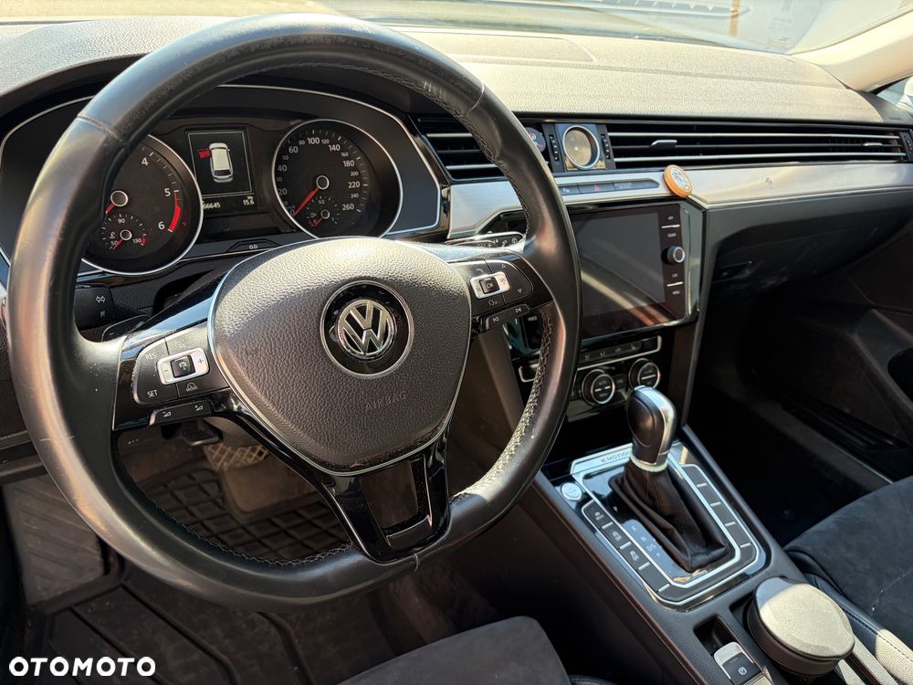 Volkswagen Passat 2.0 TDI BMT 4Mot Highline DSG - 15