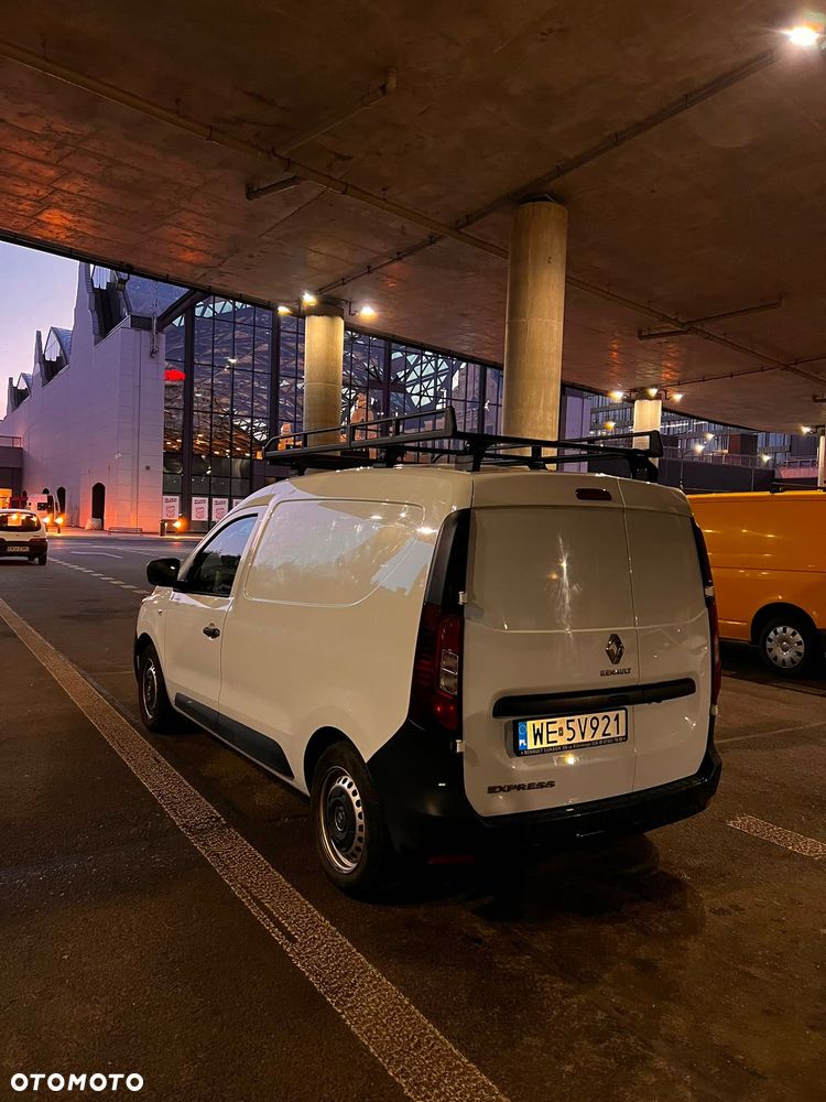 Renault Express - 7