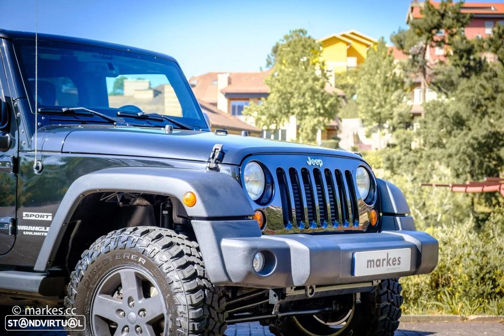 Jeep Wrangler Unlimited - 2
