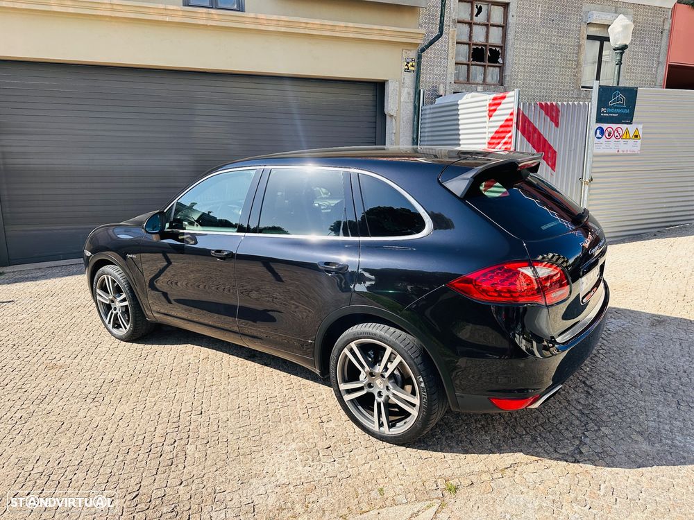 Porsche Cayenne S - 20