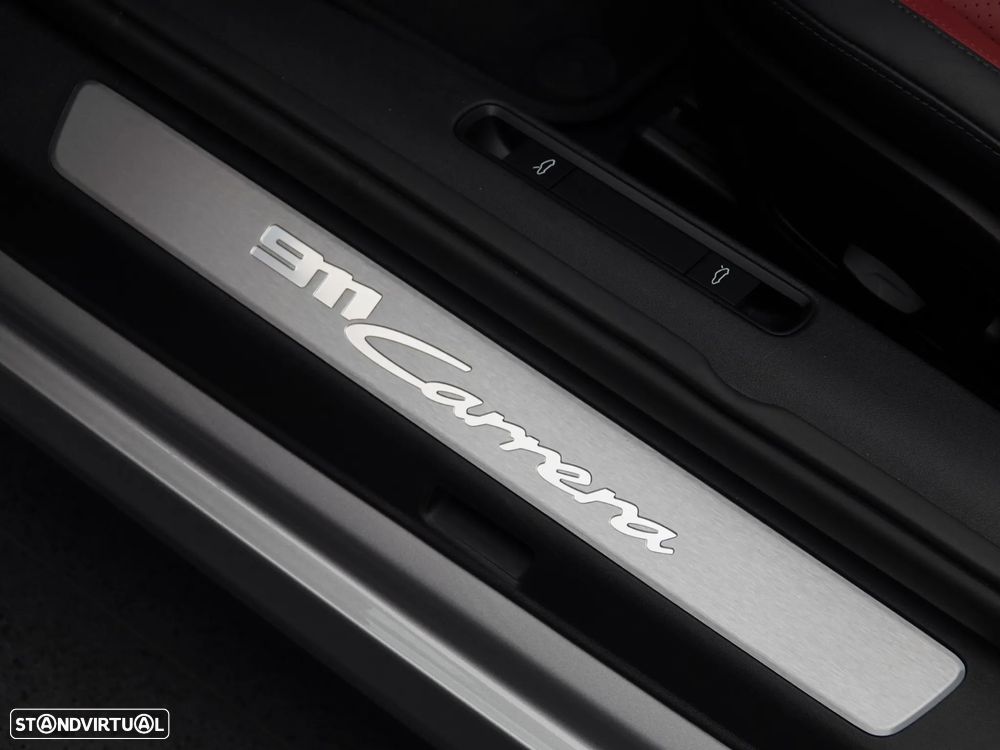 Porsche 911 Série F - 31