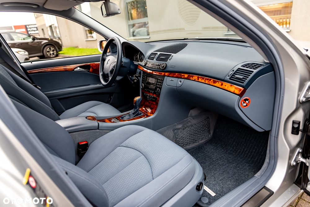 Mercedes-Benz Klasa E 200 Kompressor Automatik Elegance - 25