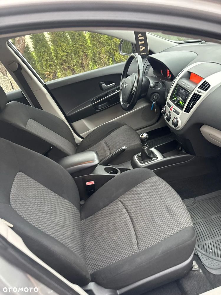 Kia Ceed 1.4 Comfort - 18