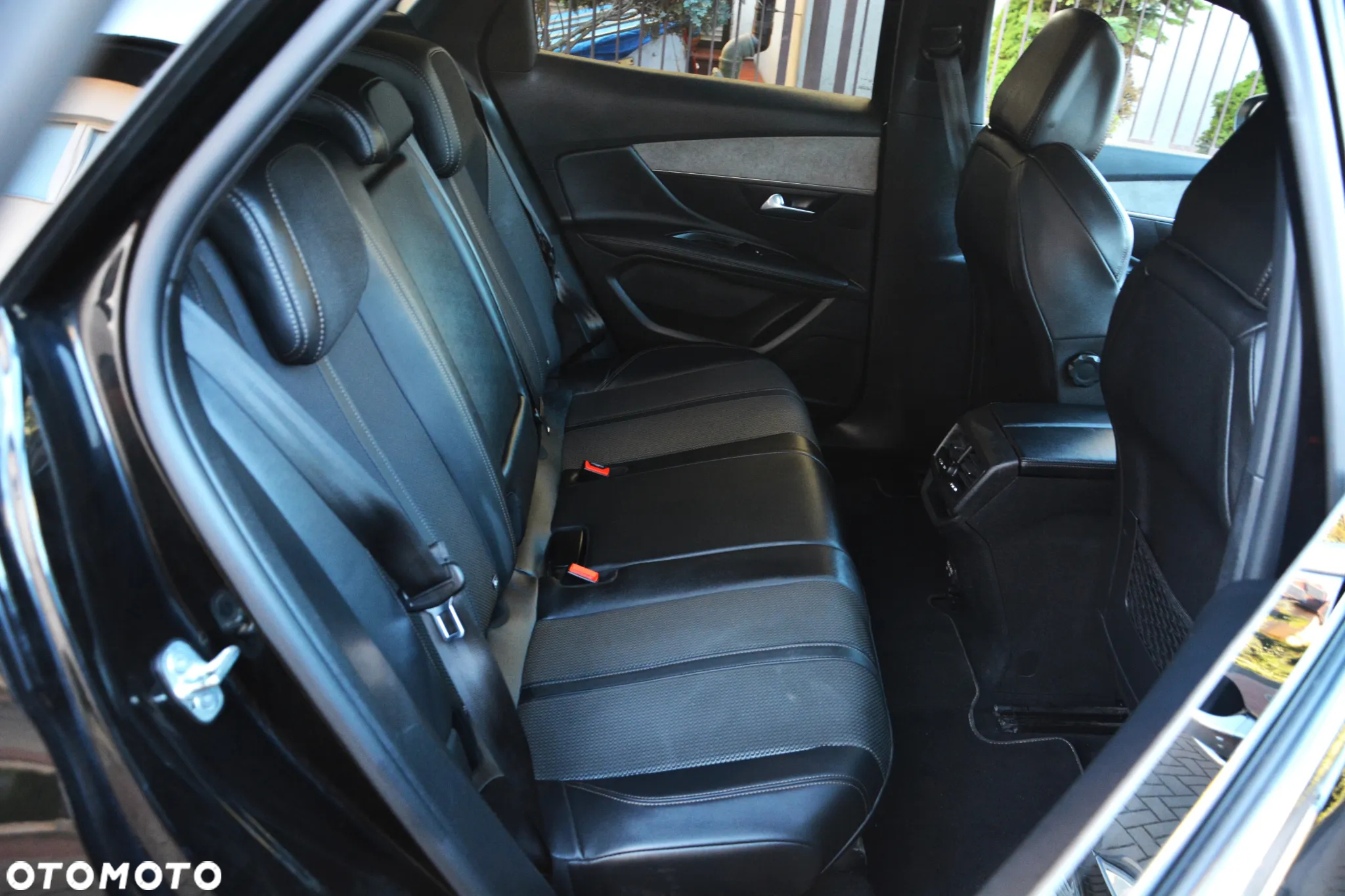 Peugeot 3008 1.5 BlueHDi GT S&S EAT8 - 21