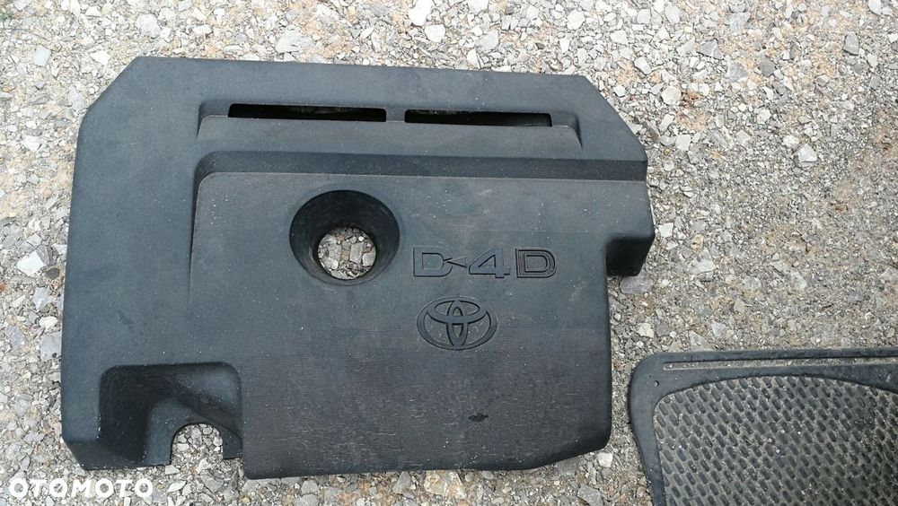 Pokrywa silnika górna plastikowa 2.2 D4D 2AD Toyota RAV-4 RAV4 IV 13-18 - 1
