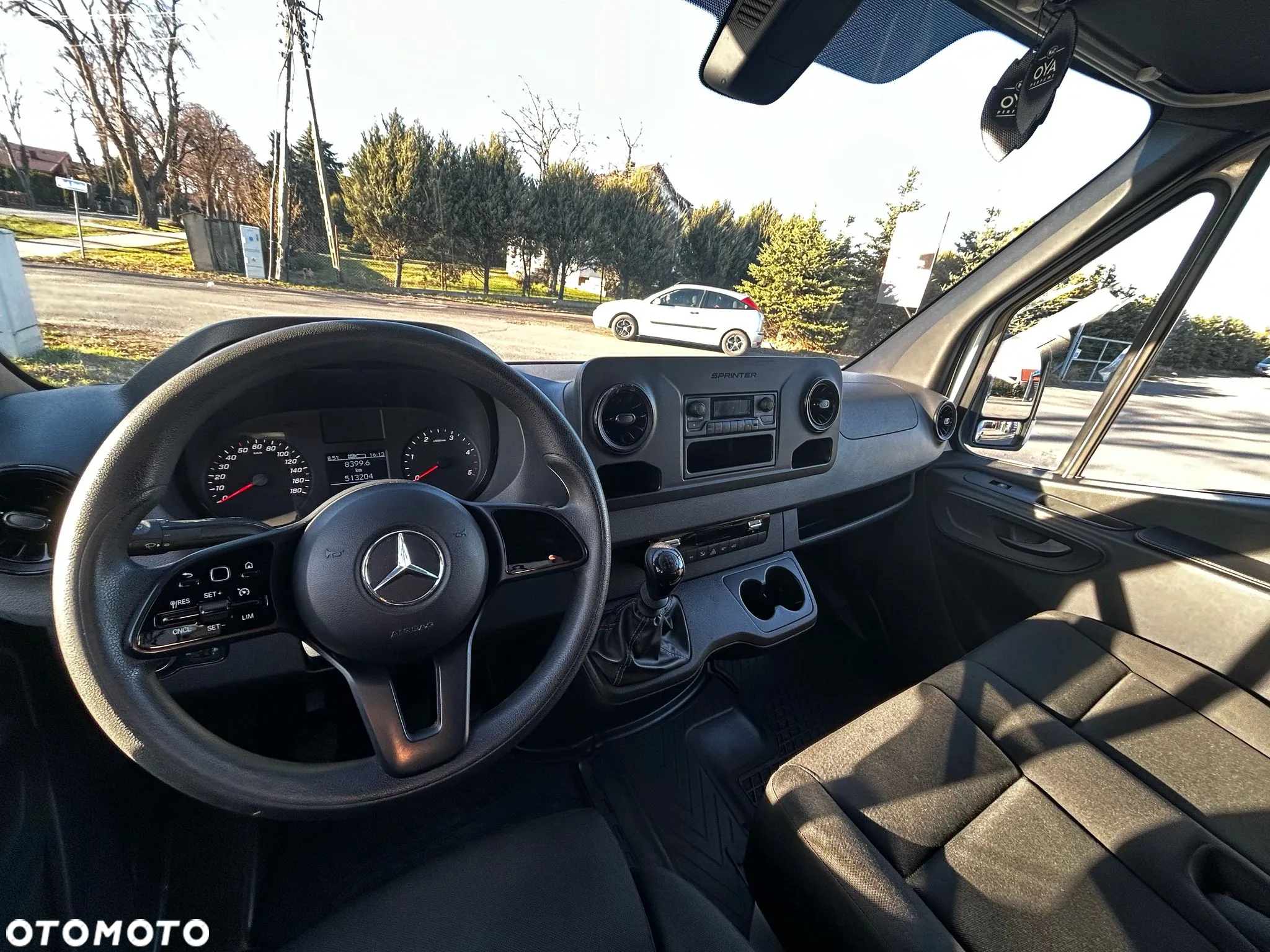 Mercedes-Benz SPRINTER - 11