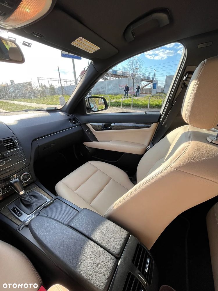 Mercedes-Benz Klasa C 220 CDI DPF Automatik Avantgarde - 10