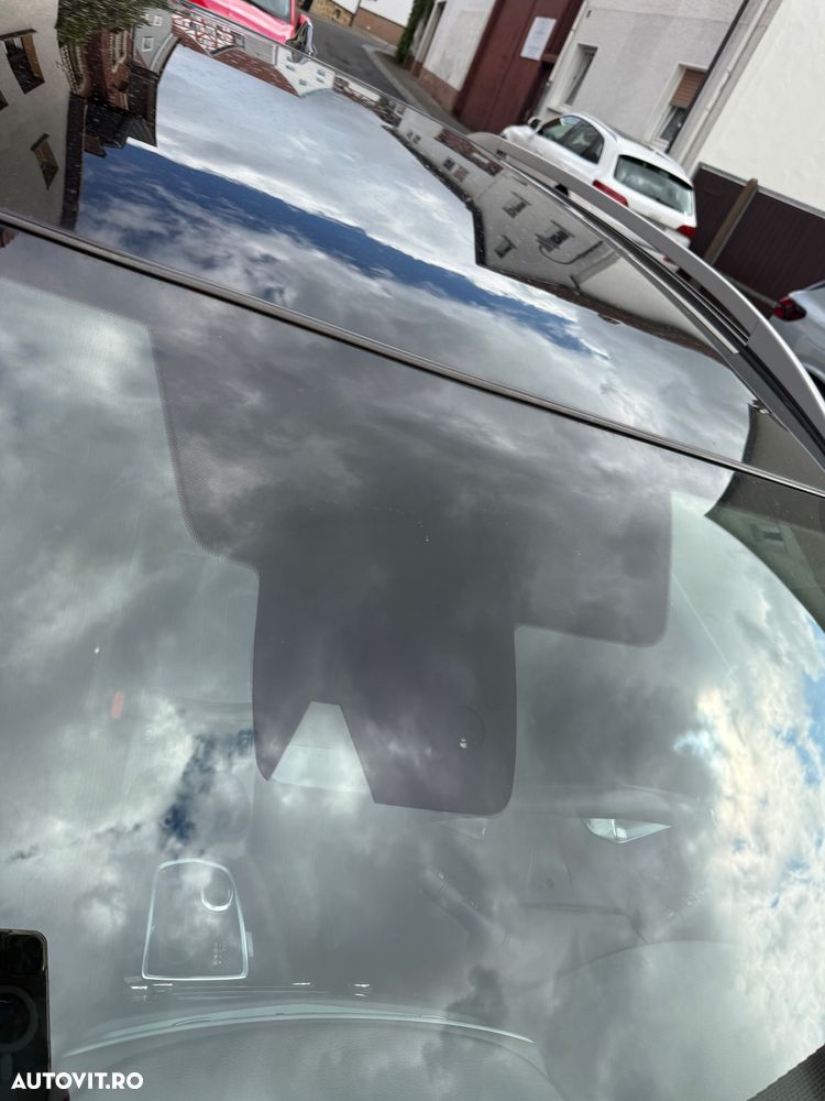 Nissan Qashqai 1.6 DCI Start/Stop X-TRONIC Tekna - 31