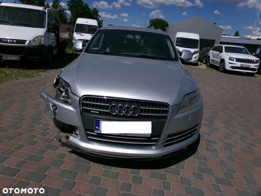 Audi Q7 3.0 TDI DPF clean quattro tiptronic - 4
