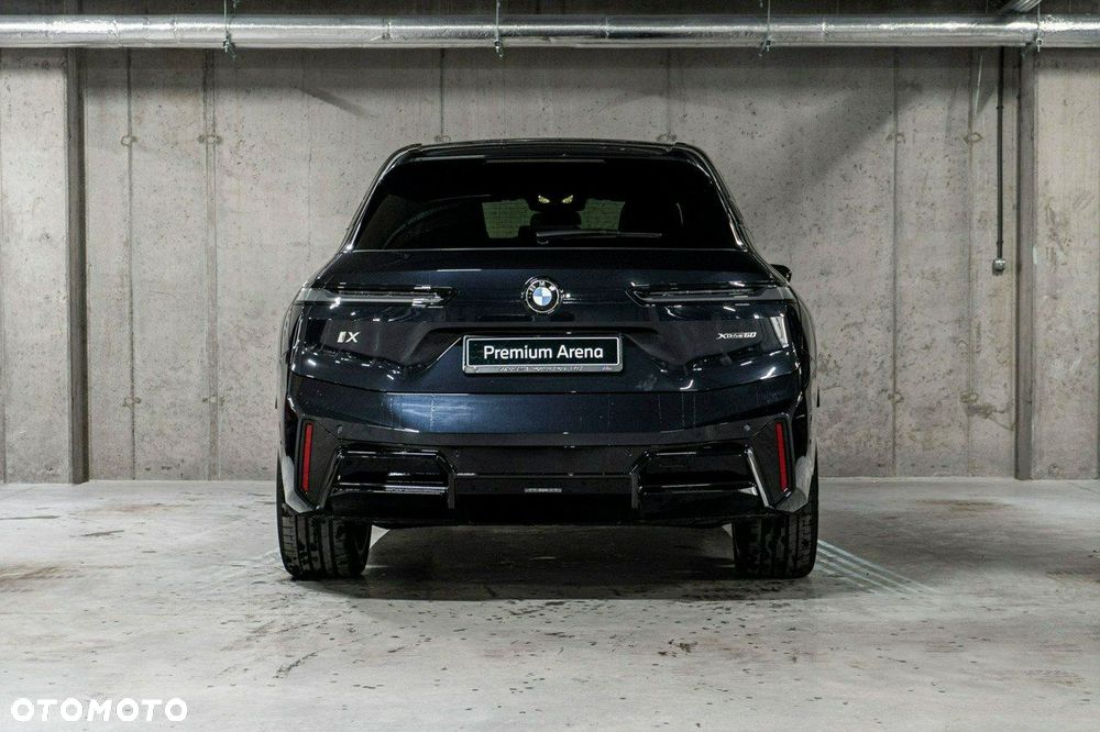 BMW iX - 6