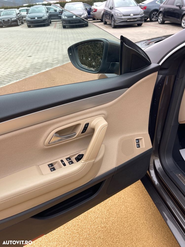 Volkswagen Passat CC 2.0 TDI BlueMotion Technology - 32