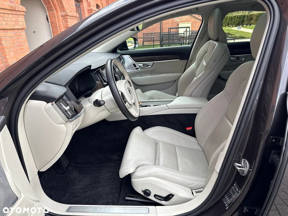 Volvo S90 B5 D AWD Inscription - 16