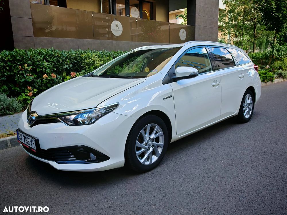 Toyota Auris - 10