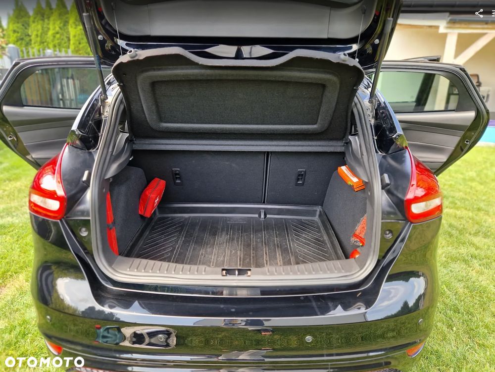 Ford Focus 1.5 EcoBoost ST-Line Black ASS - 15