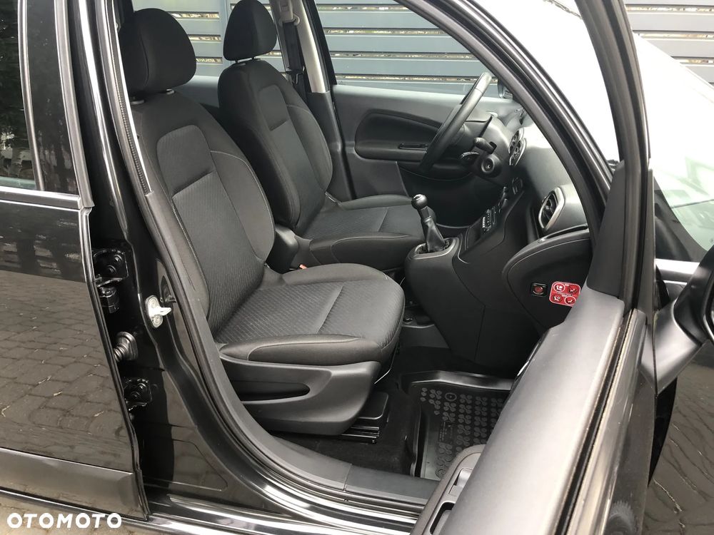 Citroën C3 Picasso 1.4i Attraction - 13