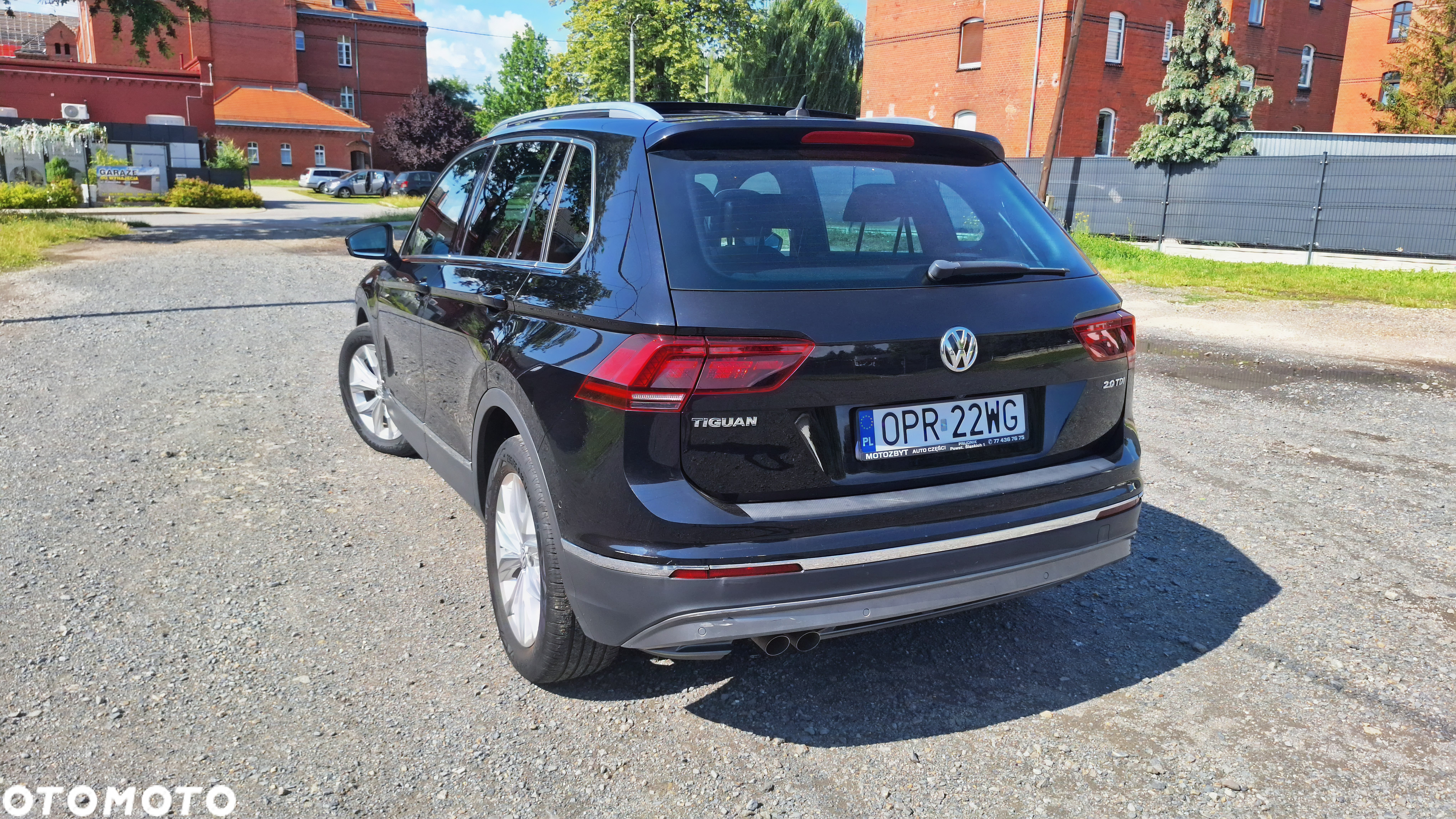 Volkswagen Tiguan 2.0 TDI SCR BlueMotion Technology Sport & Style - 9