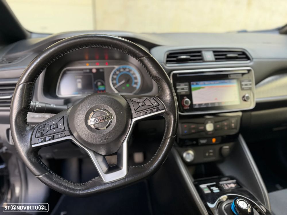 Nissan Leaf Acenta - 10