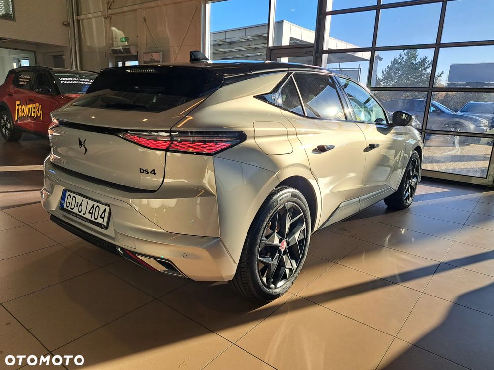 DS Automobiles DS 4 1.2 PureTech Performance Line + - 4