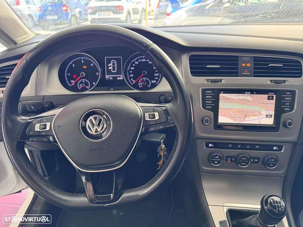 VW Golf 1.6 TDi BlueMotion Confortline - 12