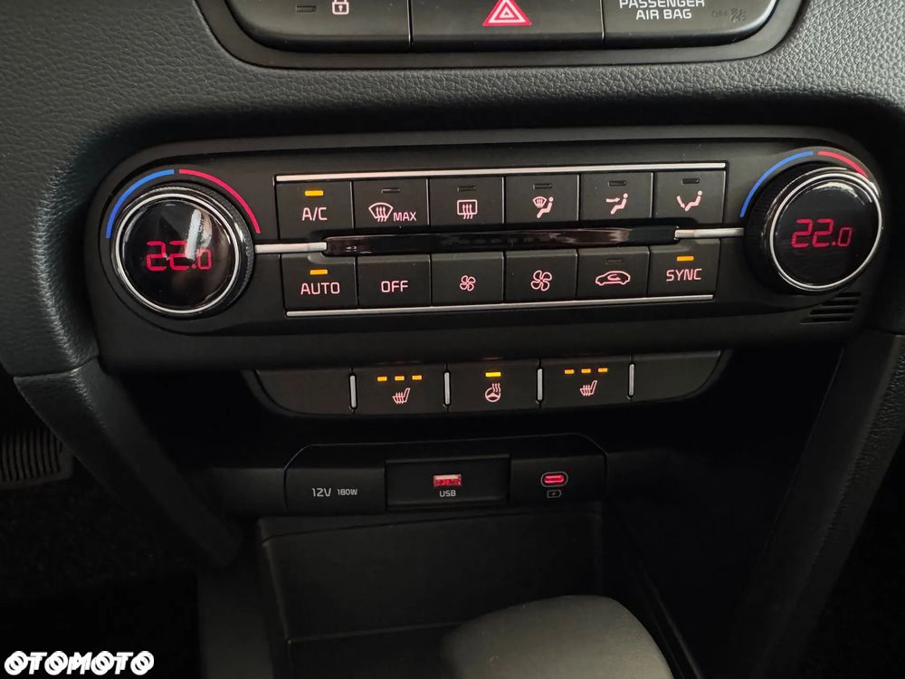 Kia Ceed 1.5 T-GDI M DCT - 16