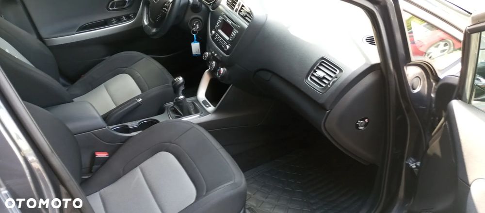 Kia Ceed 1.6 GDI Dream-Team Edition - 27