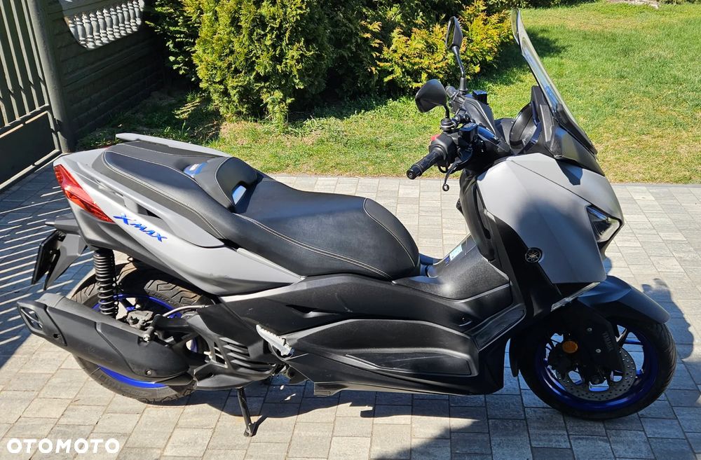 Yamaha X-max - 4