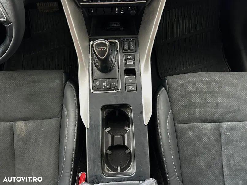 Mitsubishi Eclipse-Cross PHEV Intense - 16
