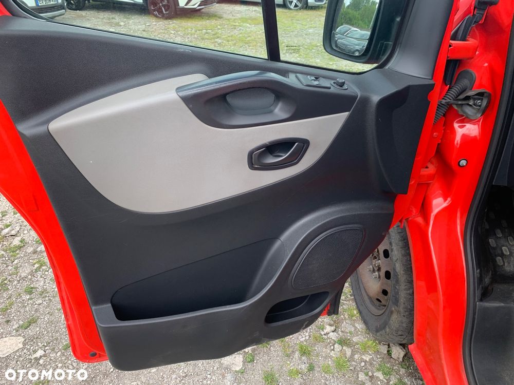 Renault trafic - 10