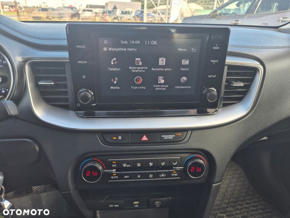 Kia Ceed 1.5 T-GDI M - 13