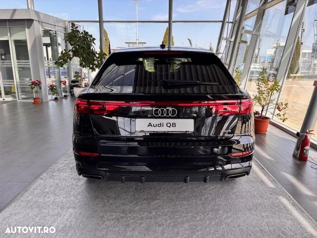 Audi Q8 55 TFSI e quattro Tiptronic PHEV - 3