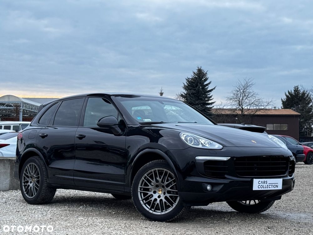 Porsche Cayenne - 1