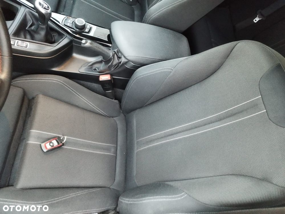 BMW Seria 1 116i Edition M Sport Shadow - 26