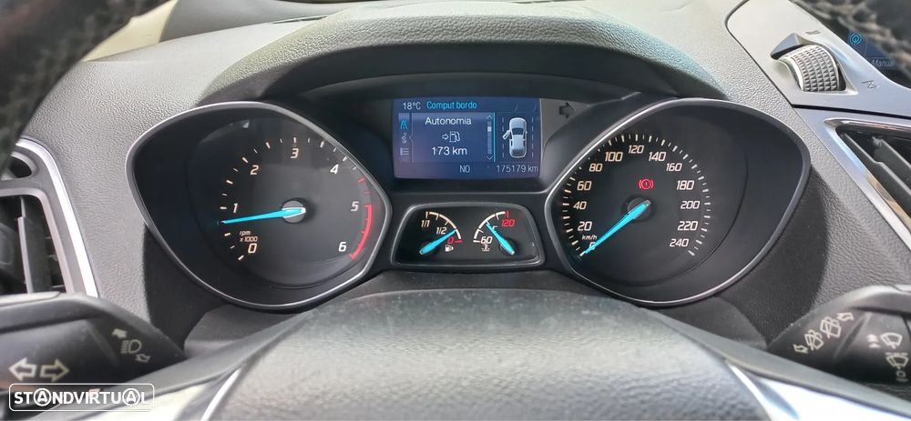 Ford Kuga 2.0 TDCi Titanium - 8