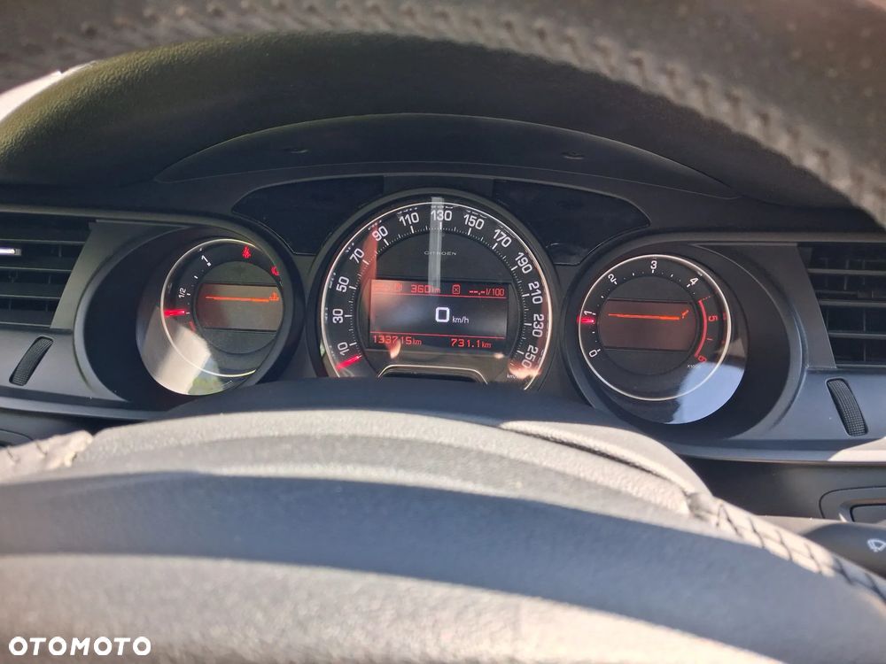 Citroën C5 HDi 140 FAP CrossTourer - 19