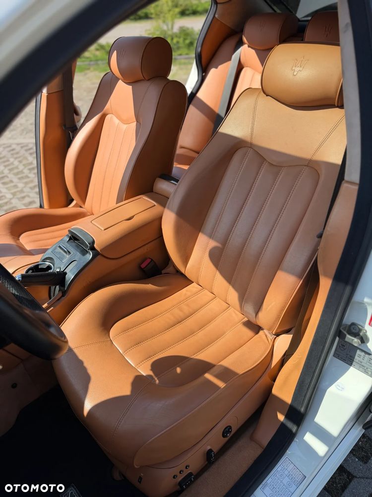 Maserati Quattroporte Sport GT Automatic - 33