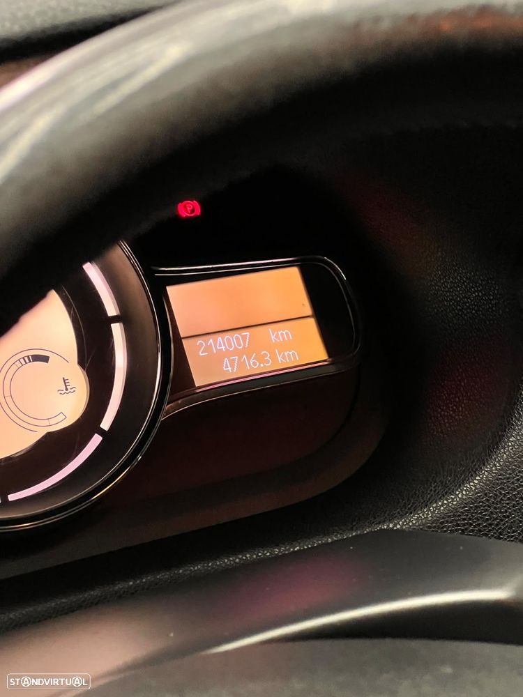 Renault Mégane Sport Tourer 1.5 dCi Dynamique S SS - 11