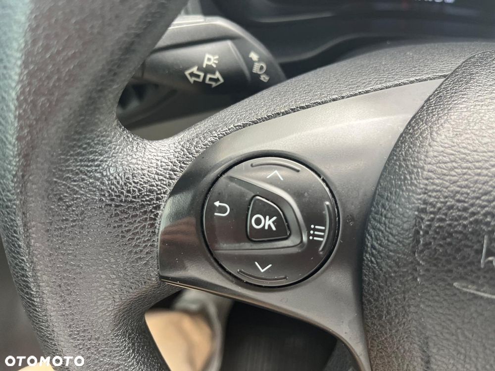 Ford Transit Connect - 8