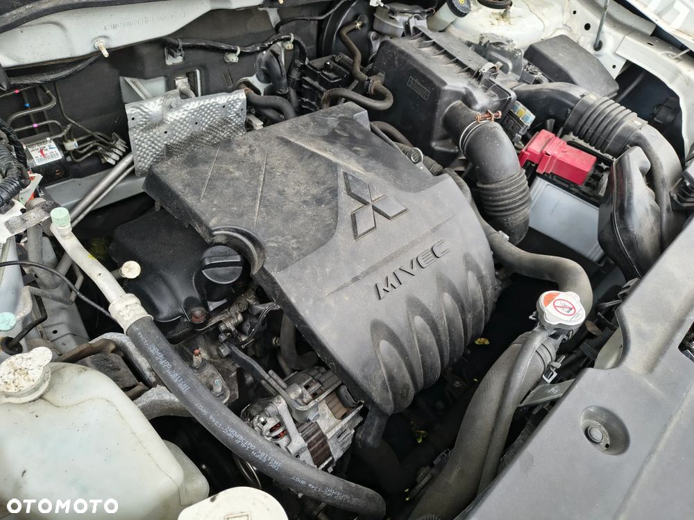 Mitsubishi ASX 1.6 Active - 11