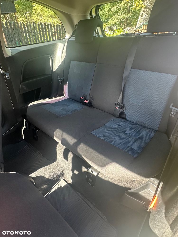 Ford Fiesta 1.4 Ambiente - 8