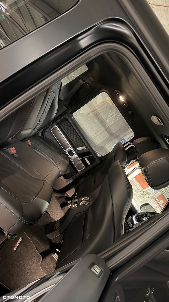 Mercedes-Benz Klasa G 450 d mHEV 9G-Tronic - 24