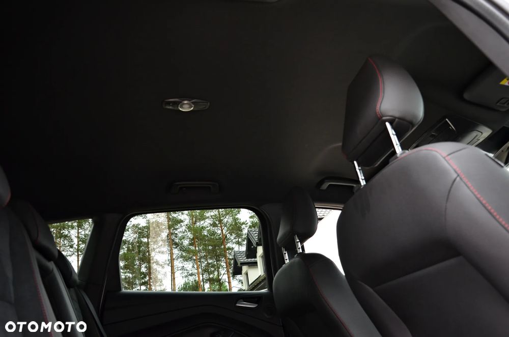 Ford Kuga - 35