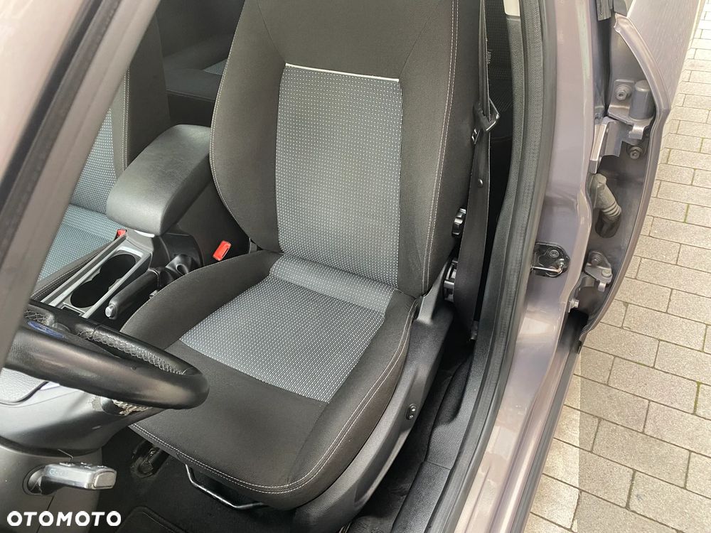 Ford Mondeo 1.6 TDCi Ambiente - 17