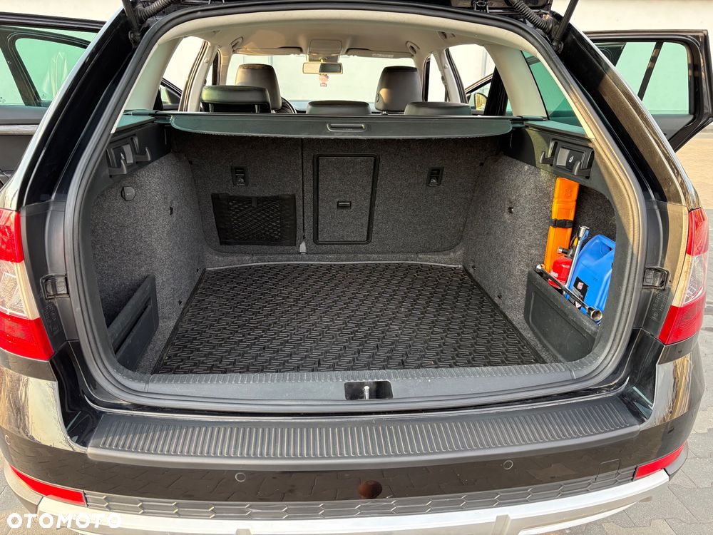 Skoda Octavia 2.0 TDI 4x4 DSG Scout - 19