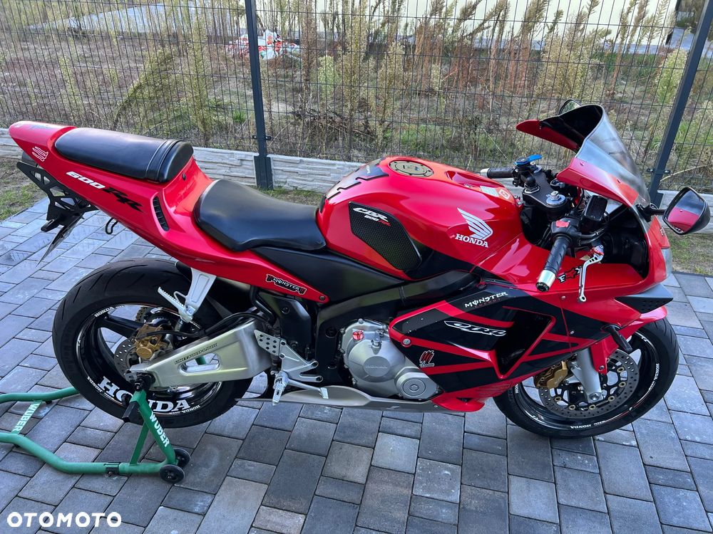 Honda CBR - 17