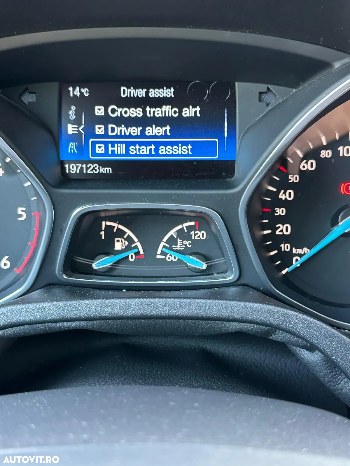 Ford Focus 1.5 EcoBlue Start-Stopp-System TITANIUM X - 22