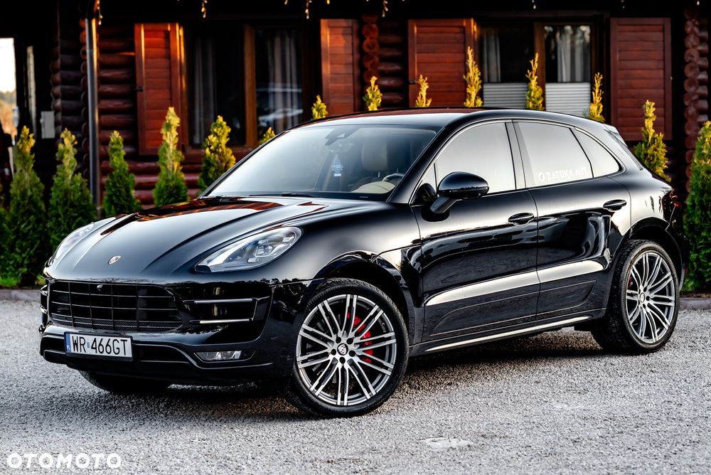 Porsche Macan Turbo - 3