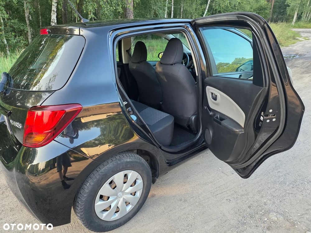 Toyota Yaris 1.0 Premium EU6 - 13