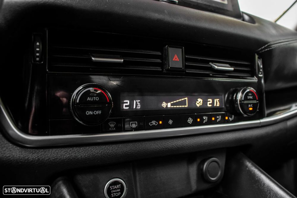 Nissan Qashqai 1.3 DIG-T MHEV N-Connecta - 23